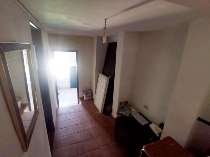 Image No.19-2 Bed Townhouse for sale