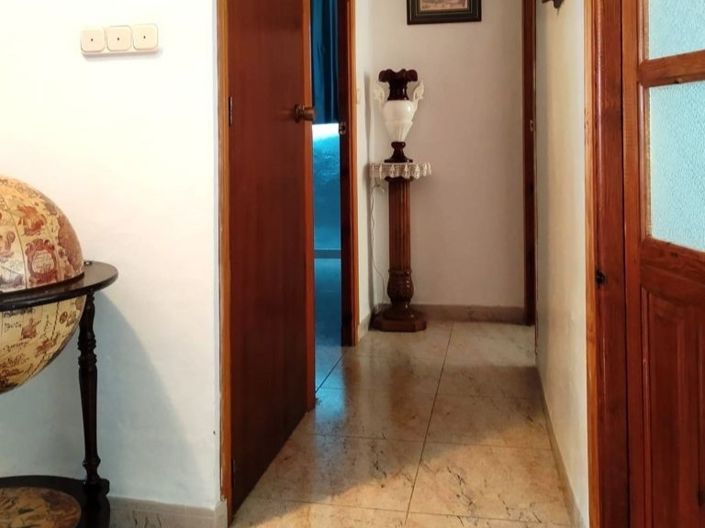 Image No.5-5 Bed Townhouse for sale