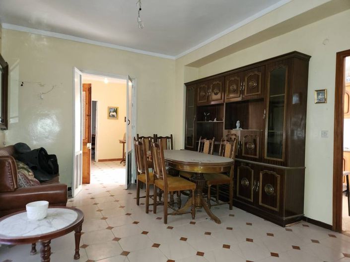 Image No.11-4 Bed Townhouse for sale