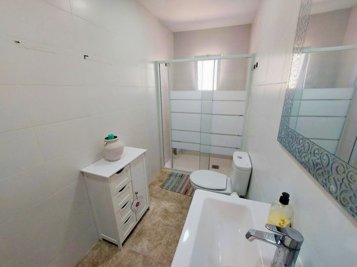 Image No.29-4 Bed Townhouse for sale