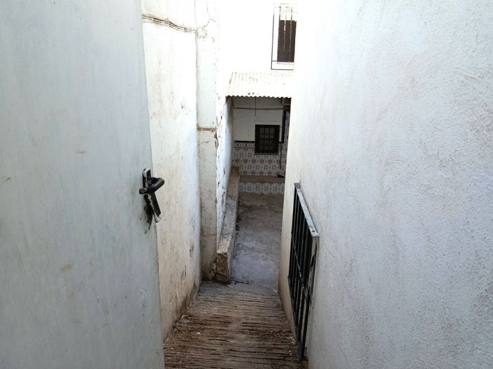 Image No.20-3 Bed Townhouse for sale