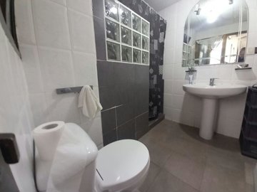 full157056967284215