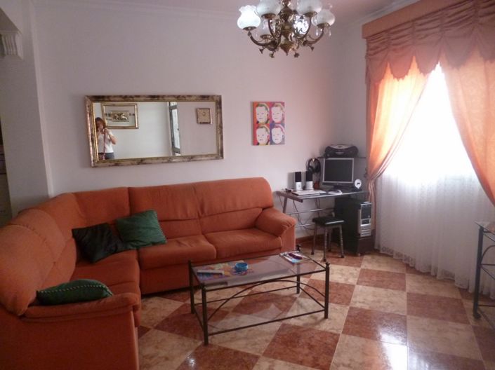 Image No.2-5 Bed Property for sale