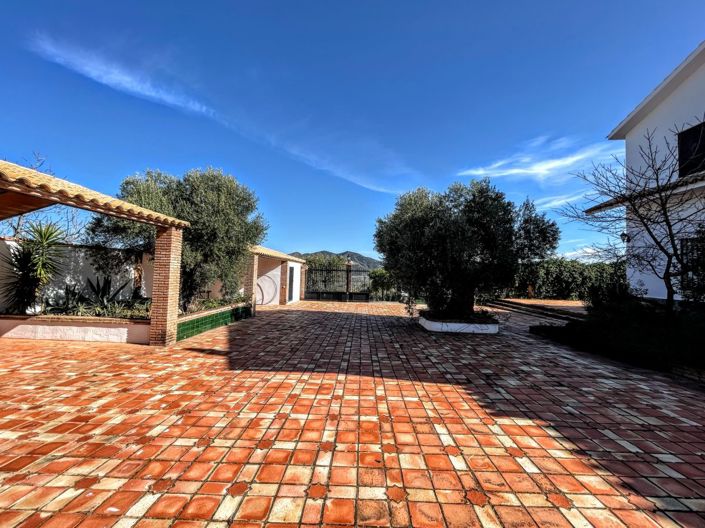 Image No.12-6 Bed Finca for sale