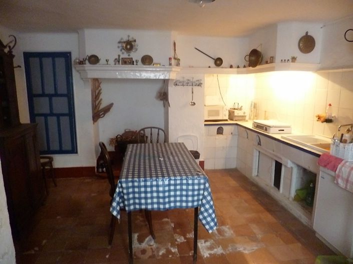Image No.23-6 Bed Townhouse for sale