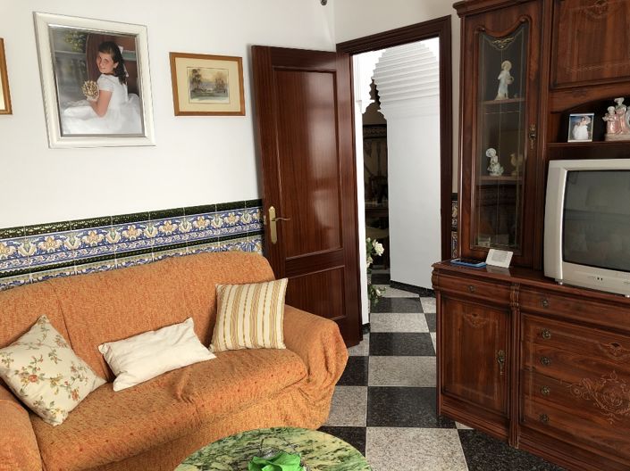 Image No.16-4 Bed Townhouse for sale