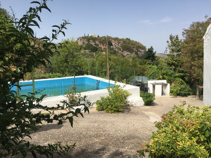 Image No.11-2 Bed Country House for sale