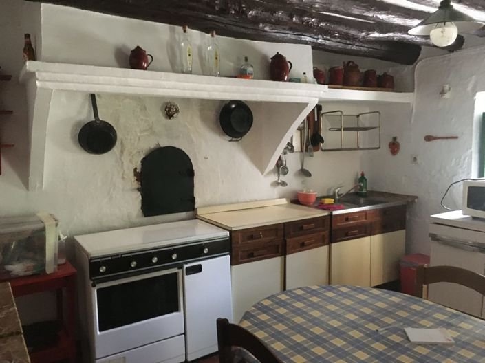 Image No.19-2 Bed Country House for sale