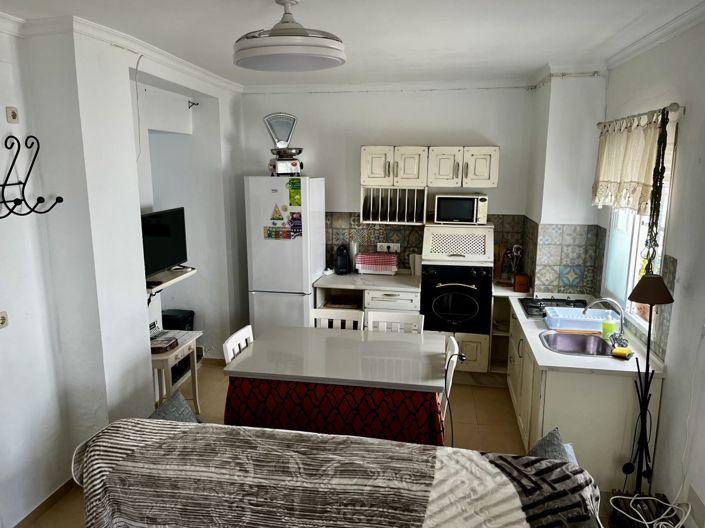 Image No.8-2 Bed Townhouse for sale