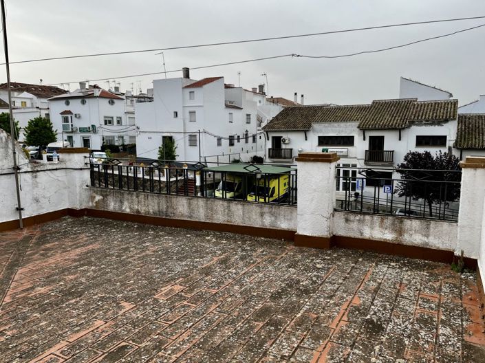 Image No.12-3 Bed Townhouse for sale