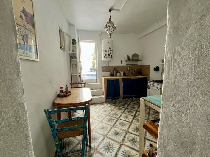 Image No.5-2 Bed Townhouse for sale