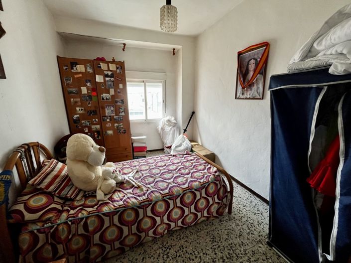 Image No.22-4 Bed Property for sale