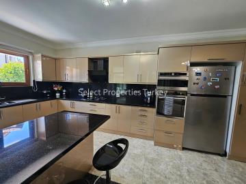 C_Kitchen--3-
