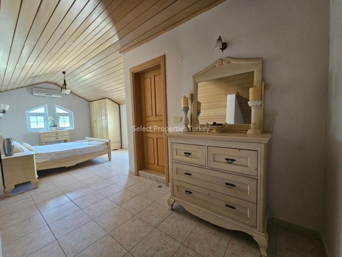 Image No.30-2 Bed Apartment for sale