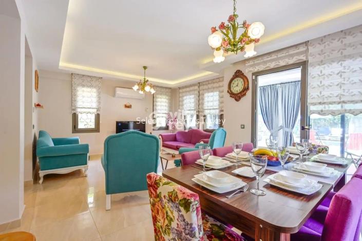 Image No.8-Villa / Independiente con 4 dormitorios en venta