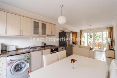 B_Lounge-Kitchen---Terrace--5-
