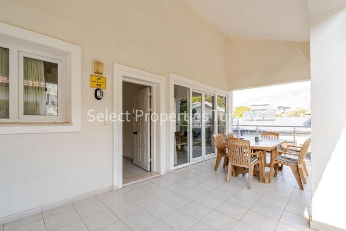 Image No.15-3 Bed Apartment for sale