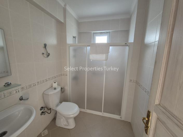 Image No.12-3 Bed Apartment for sale