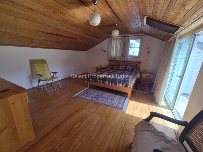 Image No.18-3 Bed Apartment for sale