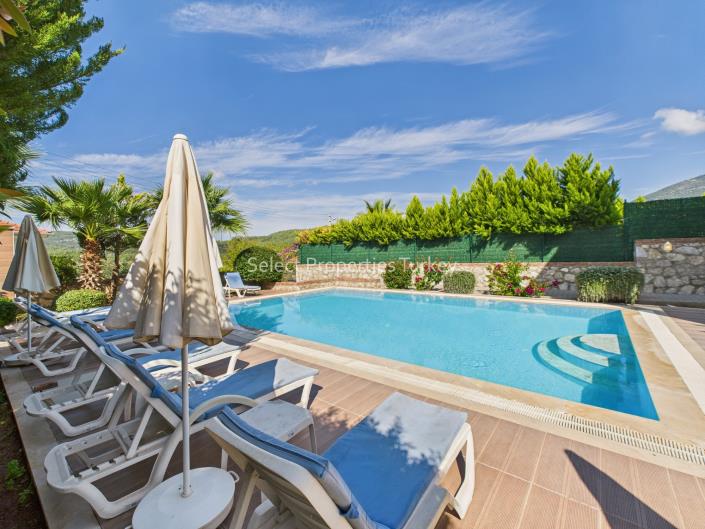 Image No.19-4 Bed Villa / Detached for sale