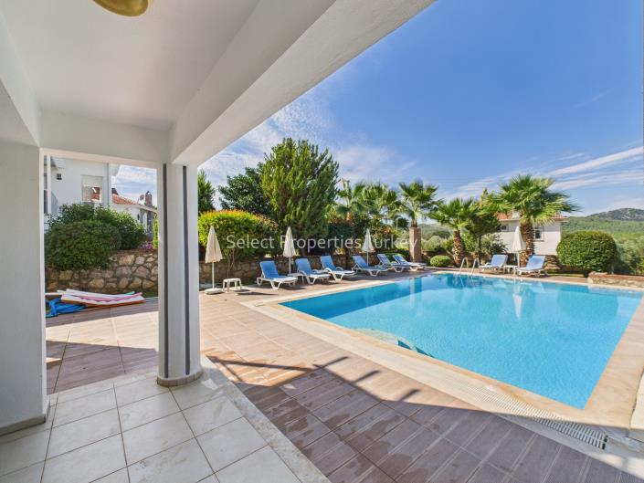 Image No.22-4 Bed Villa / Detached for sale