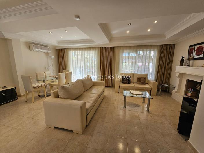Image No.16-3 Bed Villa / Detached for sale