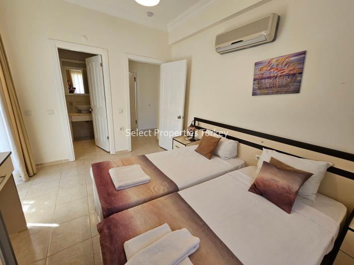 Image No.54-3 Bed Villa / Detached for sale
