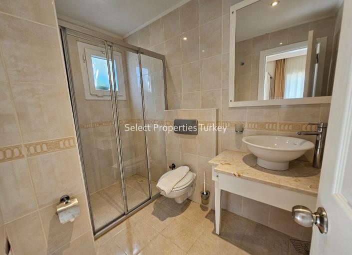 Image No.55-3 Bed Villa / Detached for sale