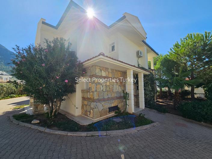 Image No.58-3 Bed Villa / Detached for sale