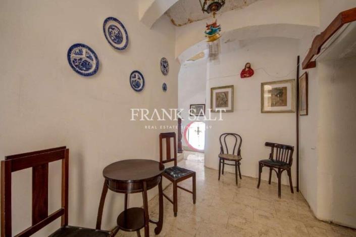 Image No.43-3 Bed Property for sale