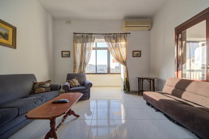 Image No.45-4 Bed Property for sale