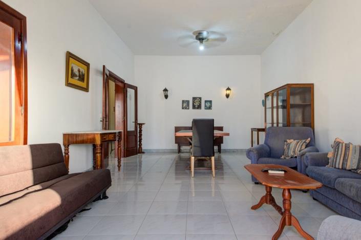 Image No.50-4 Bed Property for sale