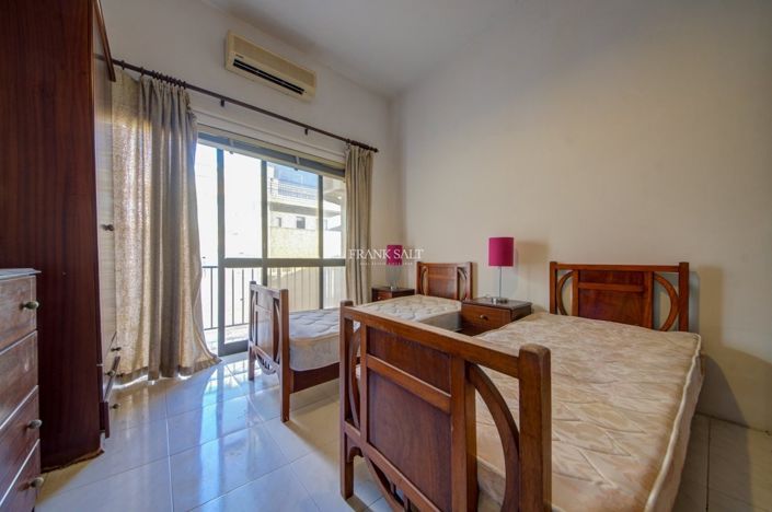 Image No.13-4 Bed Property for sale