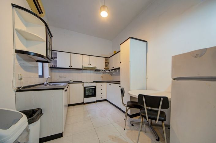 Image No.14-4 Bed Property for sale