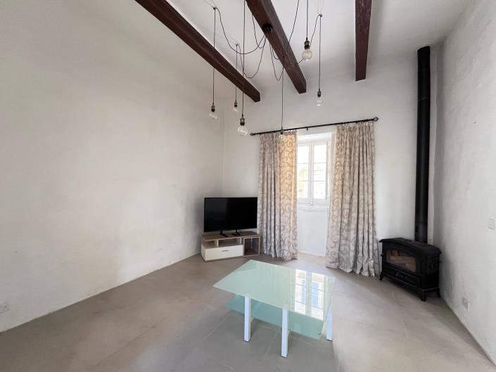 Image No.31-2 Bed Property for sale