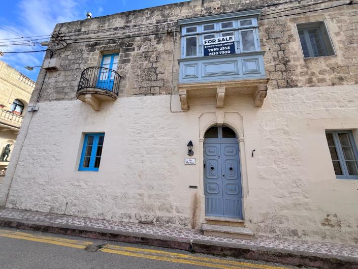 Image No.28-2 Bed Property for sale