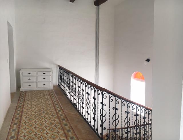 Image No.32-2 Bed Property for sale