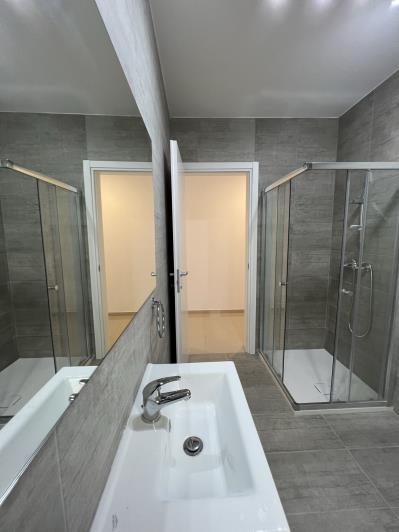 Image No.28-3 Bed Property for sale