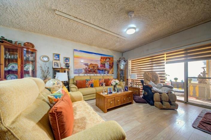 Image No.29-2 Bed Property for sale