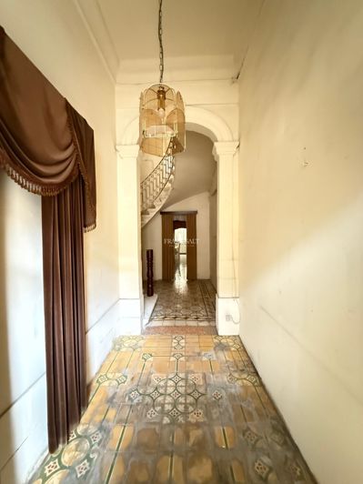 Image No.5-3 Bed Property for sale
