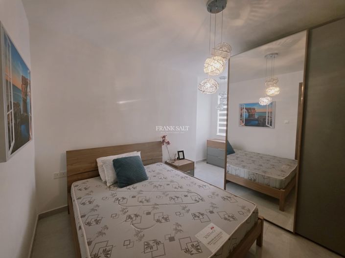 Image No.7-2 Bed Property for sale