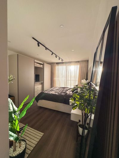 Image No.12-2 Bed Property for sale