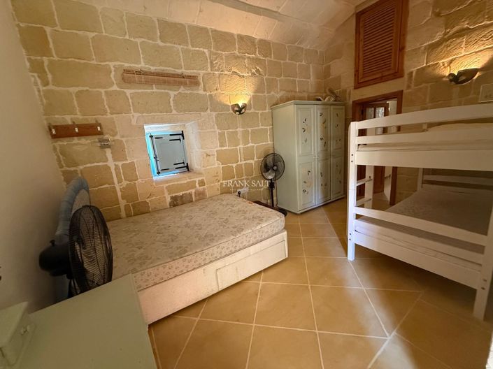 Image No.9-Propiedad con 4 dormitorios en venta