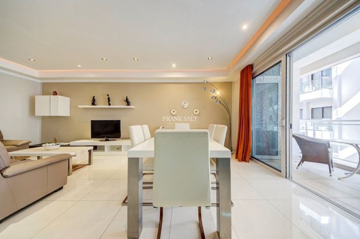 Image No.9-3 Bed Property for sale