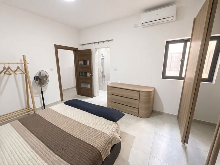 Image No.4-Propriété de 3 chambres à vendre