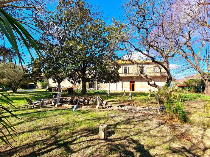 Image No.5-6 Bed House for sale