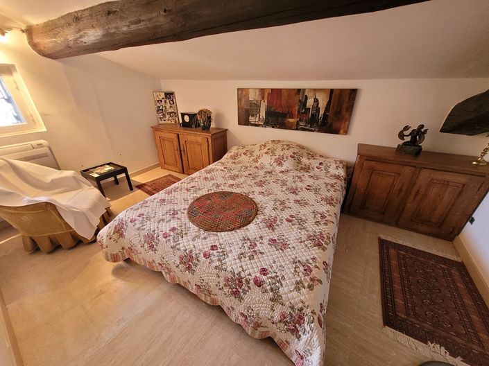 Image No.13-5 Bed Property for sale