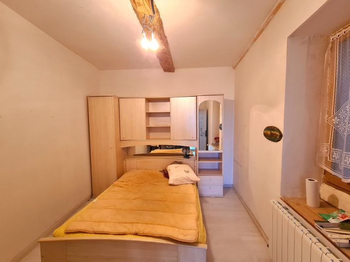Image No.12-3 Bed House for sale