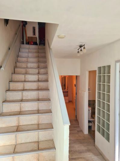 Image No.6-3 Bed House for sale