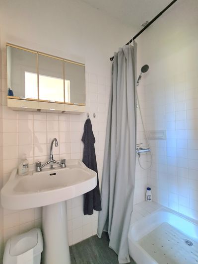Image No.17-2 Bed House for sale